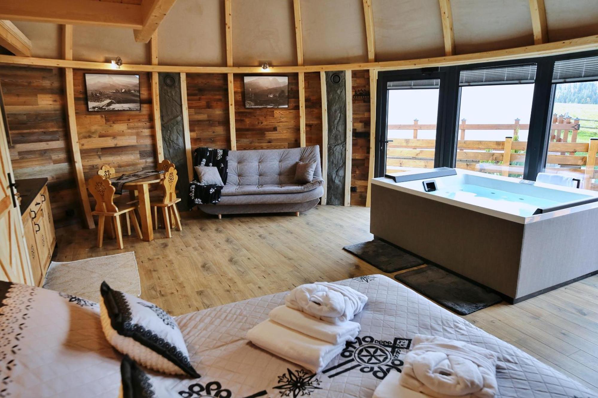 扎科帕内 Tatry Mountain Glamp Z Jacuzzi酒店 外观 照片