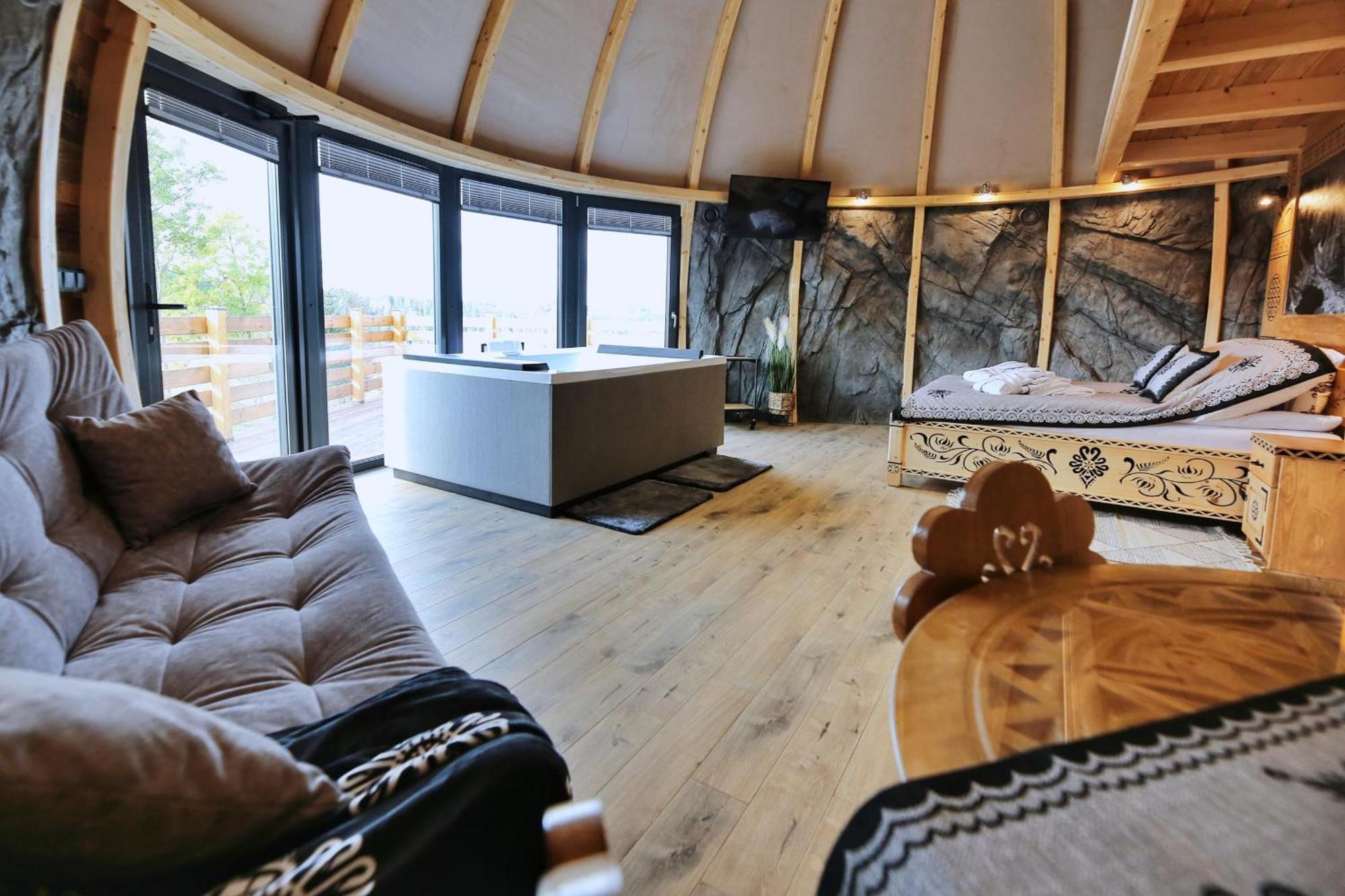 扎科帕内 Tatry Mountain Glamp Z Jacuzzi酒店 外观 照片